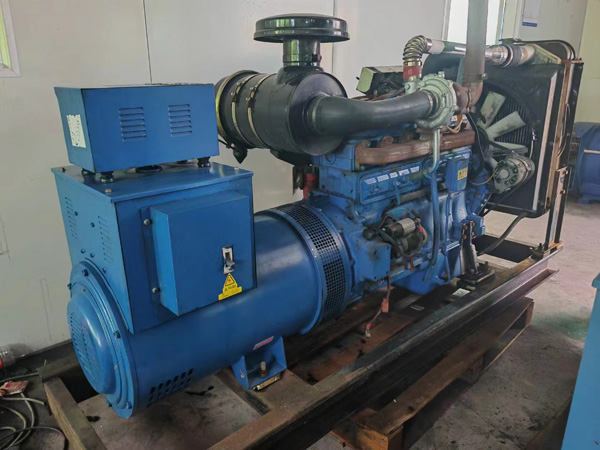 融水100kW柴油发电机组使用多级机油有哪些优缺点？